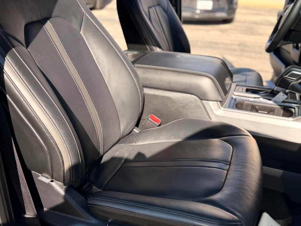 2015 Ford F-150 Image 19
