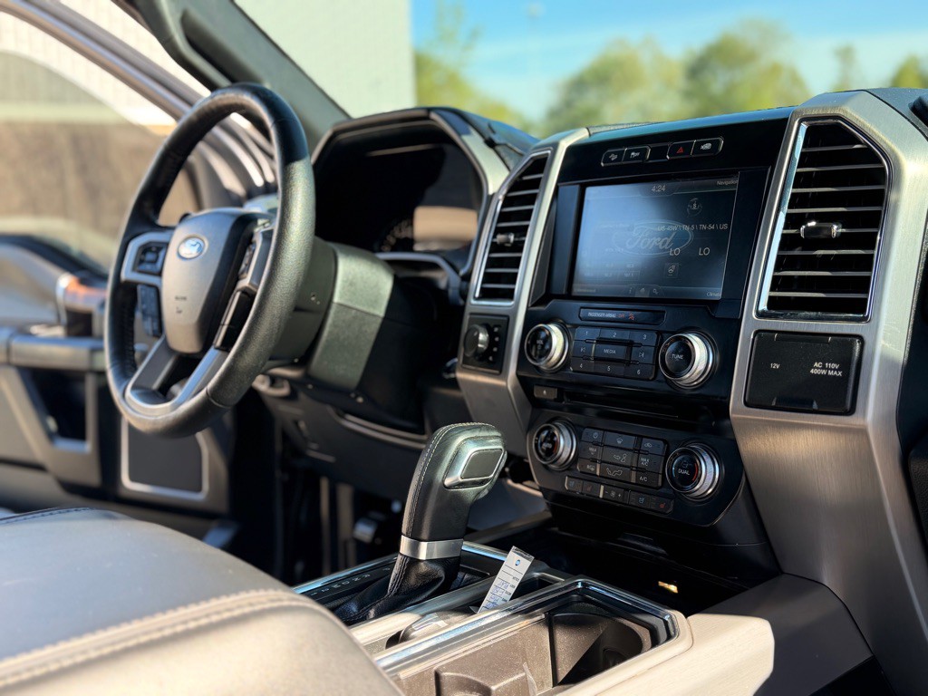 2015 Ford F-150 Image 20