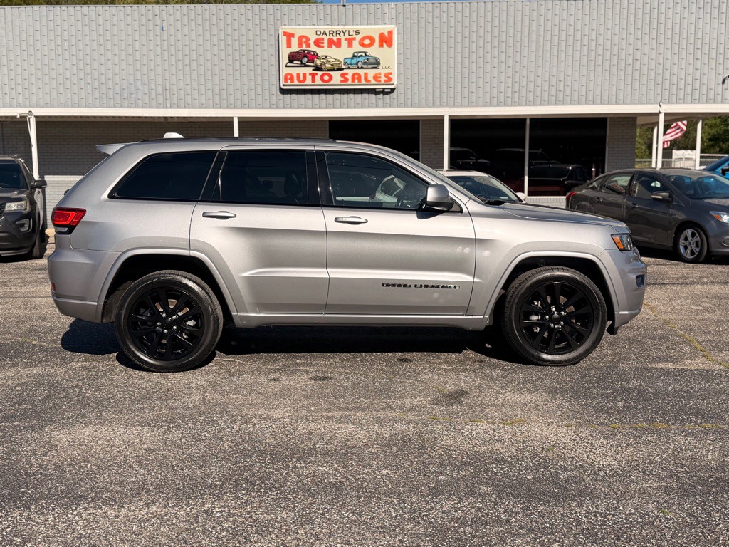 2017 Jeep Grand Cherokee Image 6