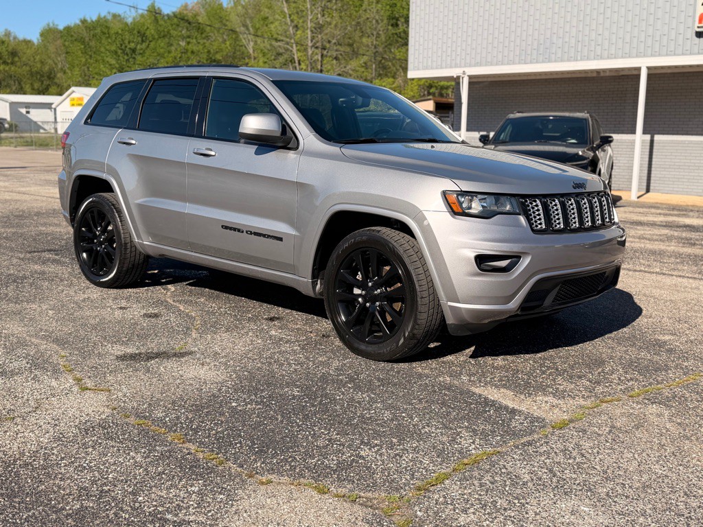 2017 Jeep Grand Cherokee Image 7