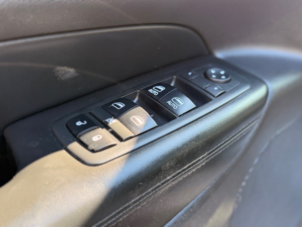 2017 Jeep Grand Cherokee Image 11