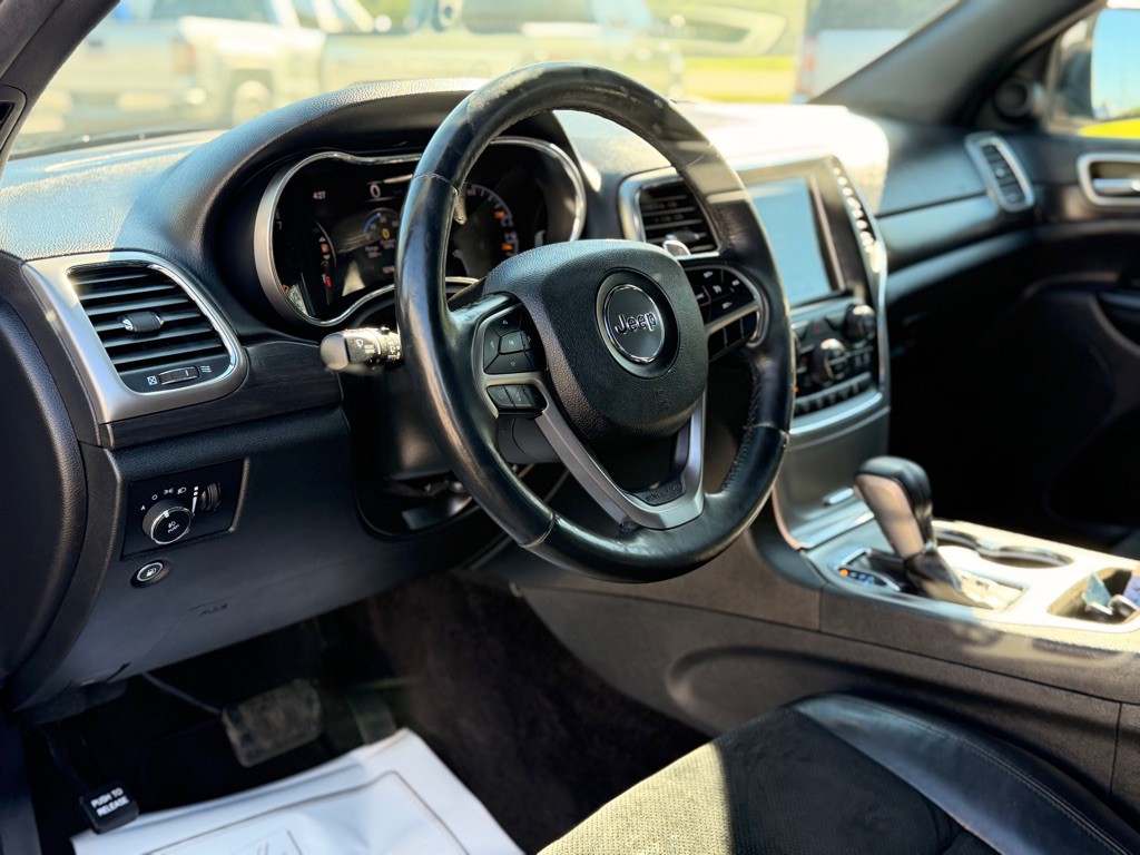 2017 Jeep Grand Cherokee Image 13