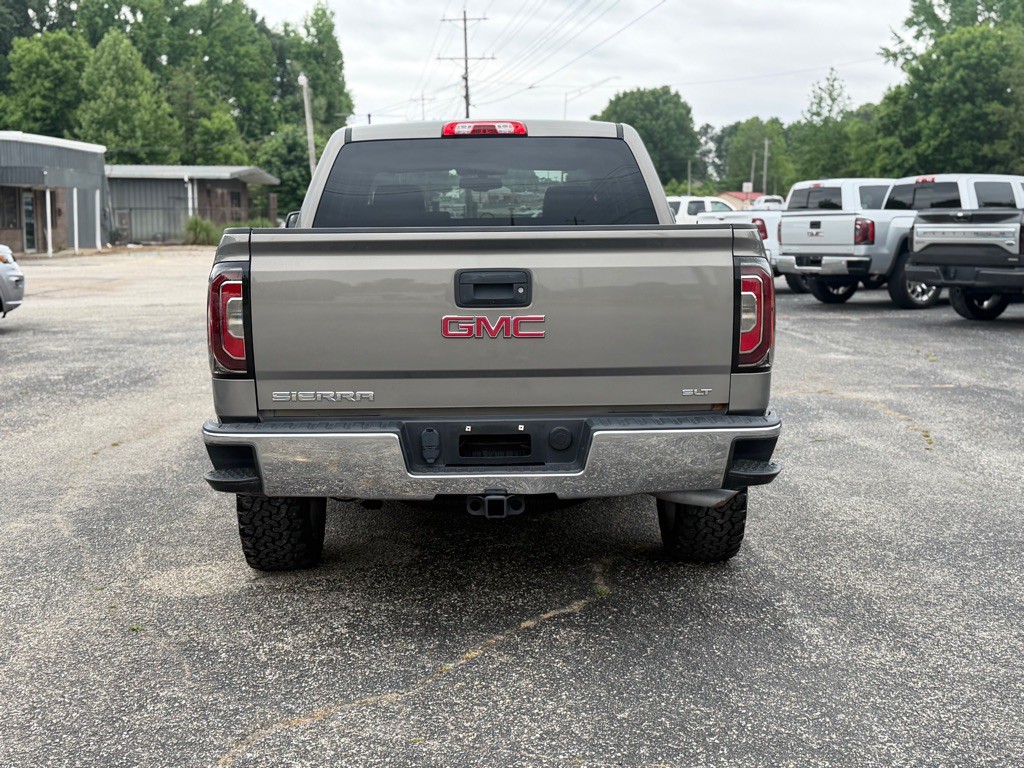 2017 GMC Sierra Image 4
