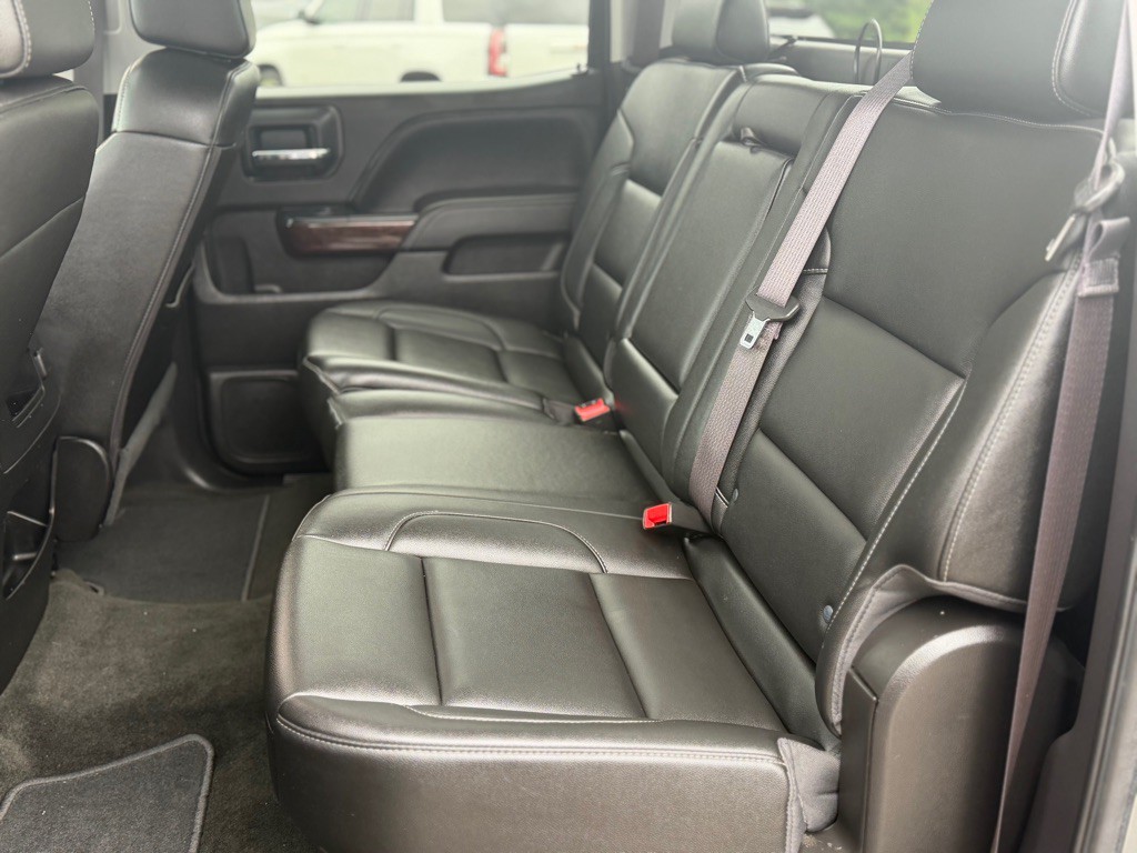 2017 GMC Sierra Image 16