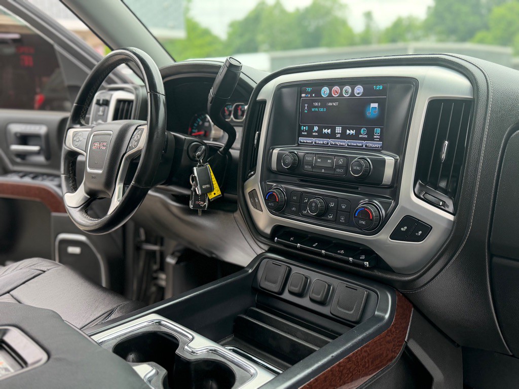 2017 GMC Sierra Image 21