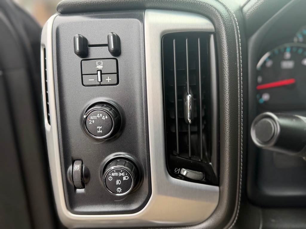 2017 GMC Sierra Image 25