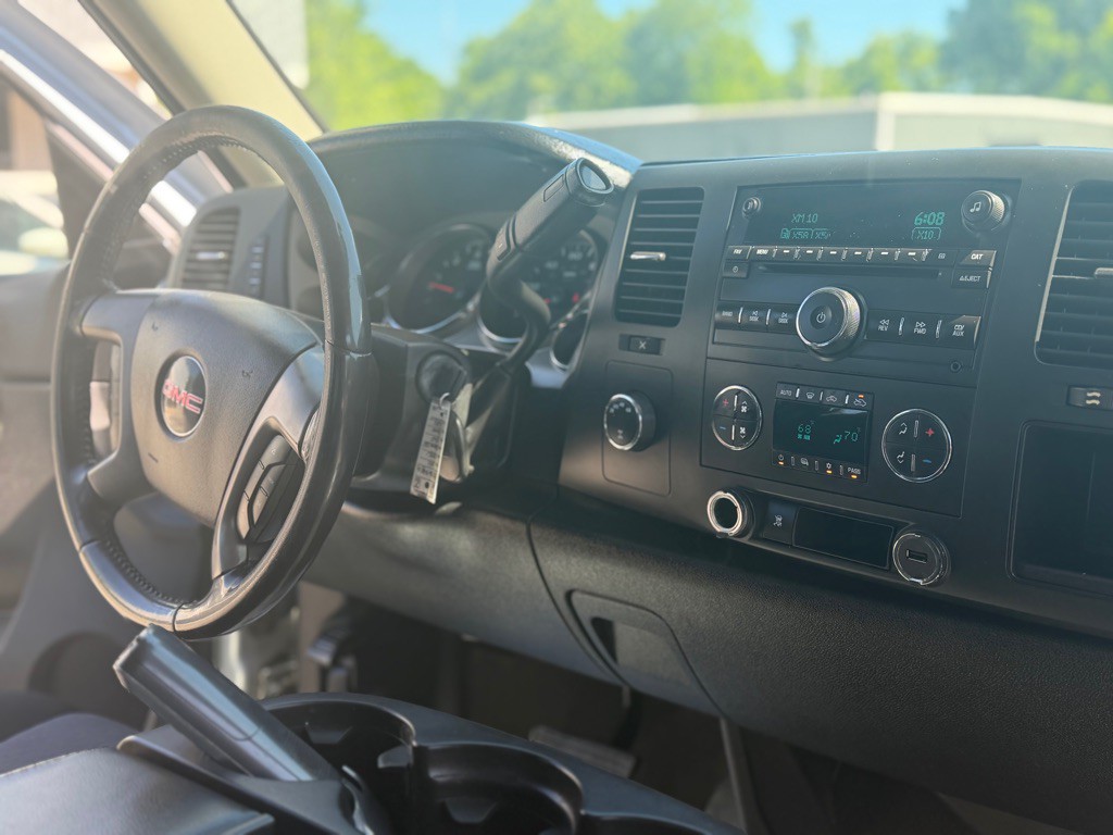 2011 GMC Sierra Image 20