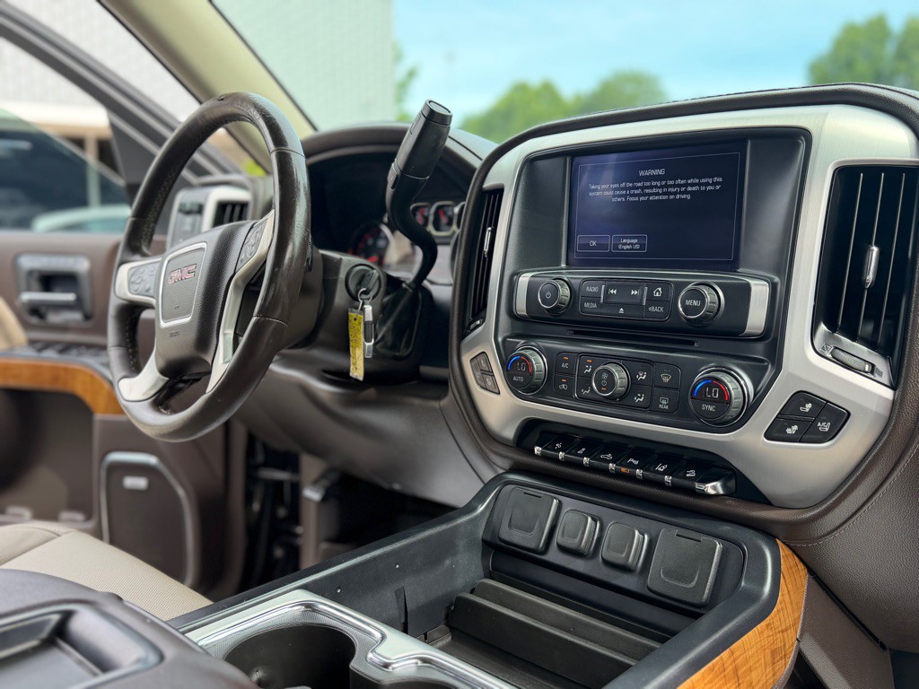 2015 GMC Sierra Image 20