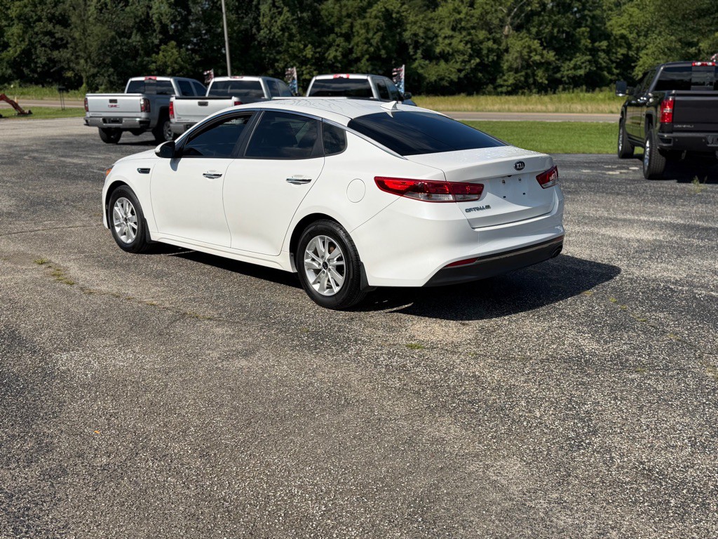 2016 Kia Optima Image 3