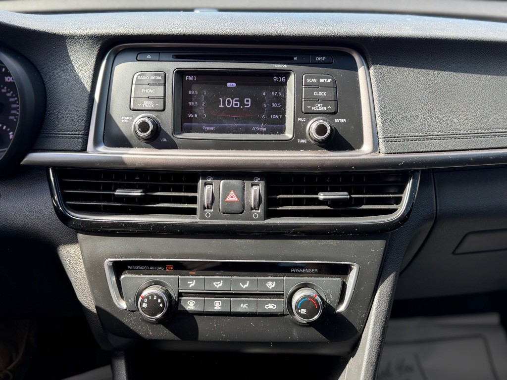 2016 Kia Optima Image 21