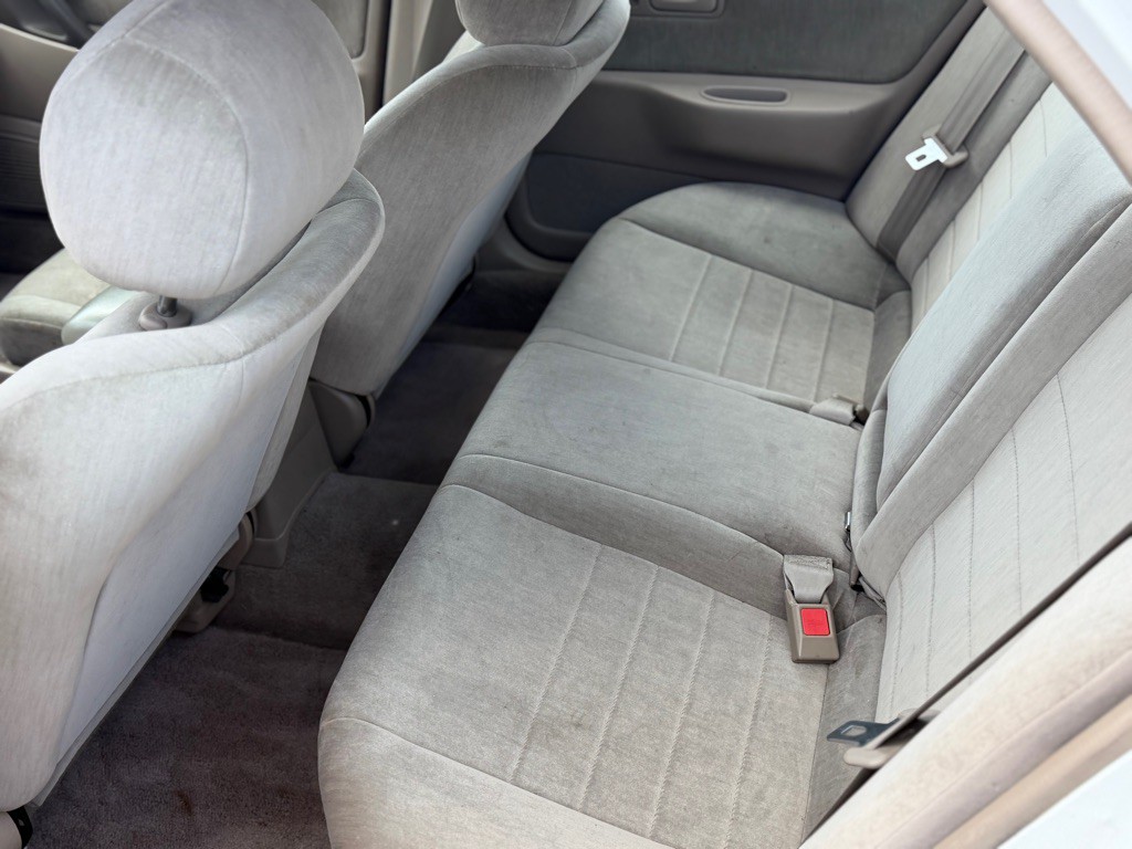 1995 Nissan Altima Image 5