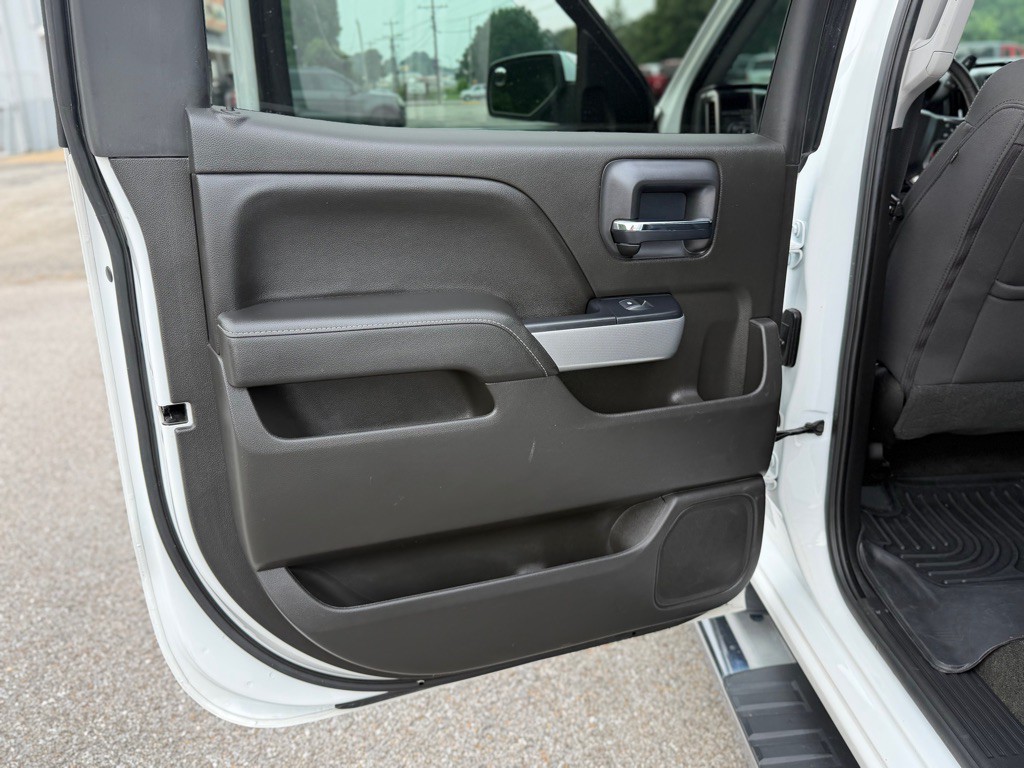 2018 Chevrolet Silverado 1500 Image 13