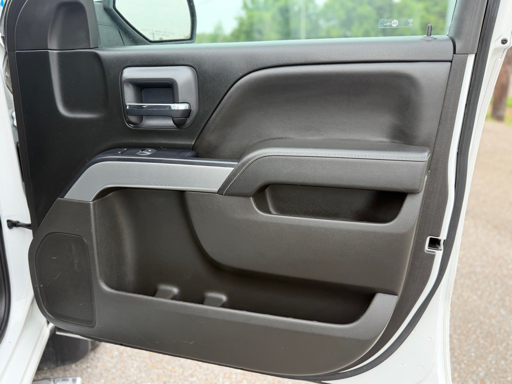 2018 Chevrolet Silverado 1500 Image 17