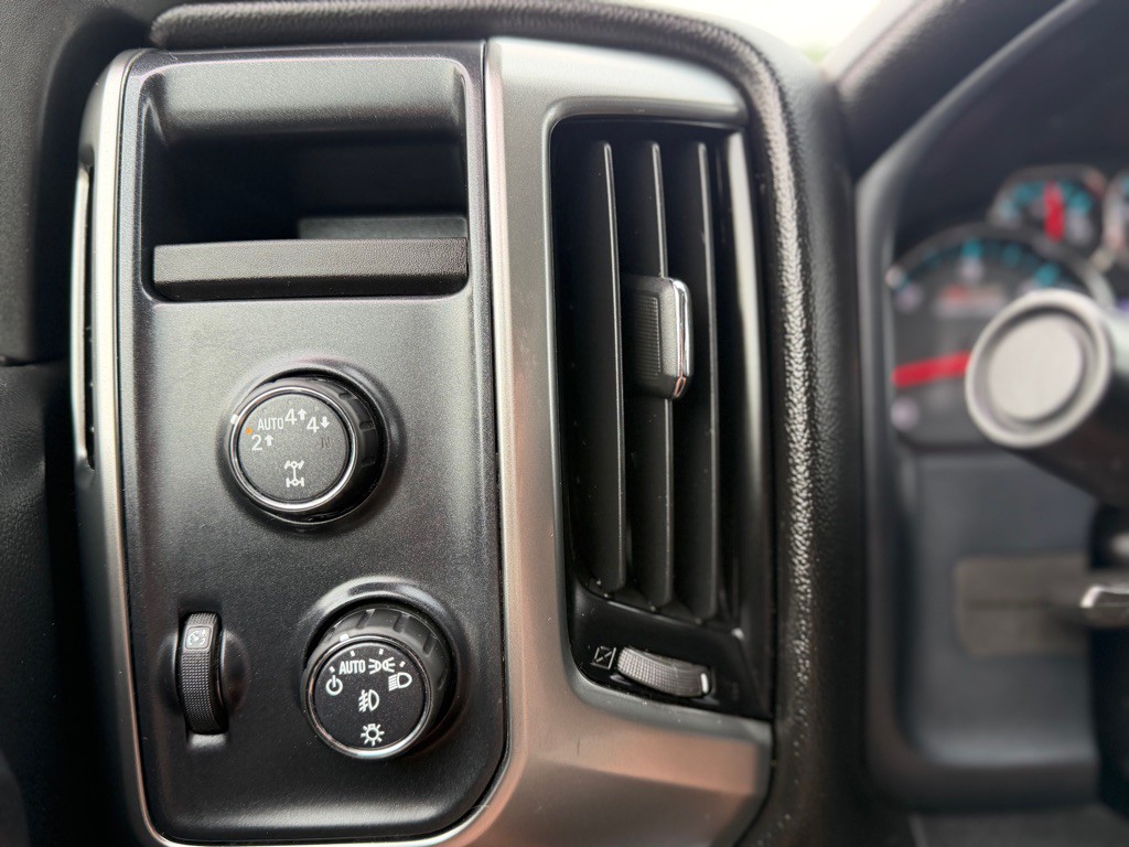 2018 Chevrolet Silverado 1500 Image 23