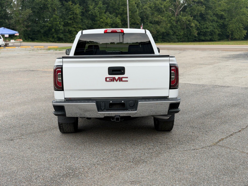 2017 GMC Sierra Image 4