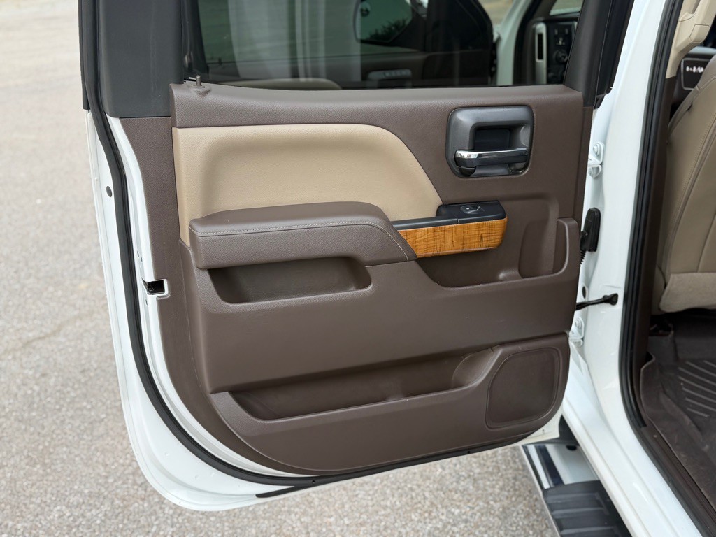 2017 GMC Sierra Image 12