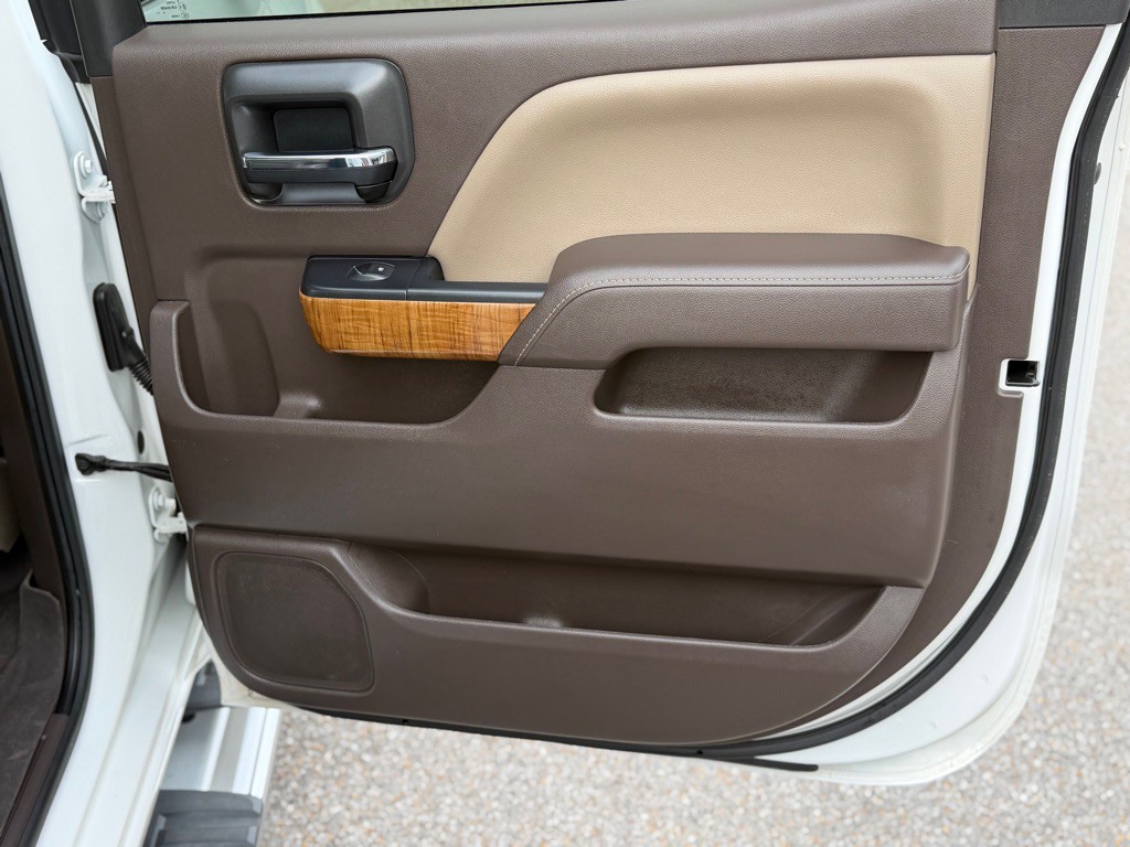 2017 GMC Sierra Image 14