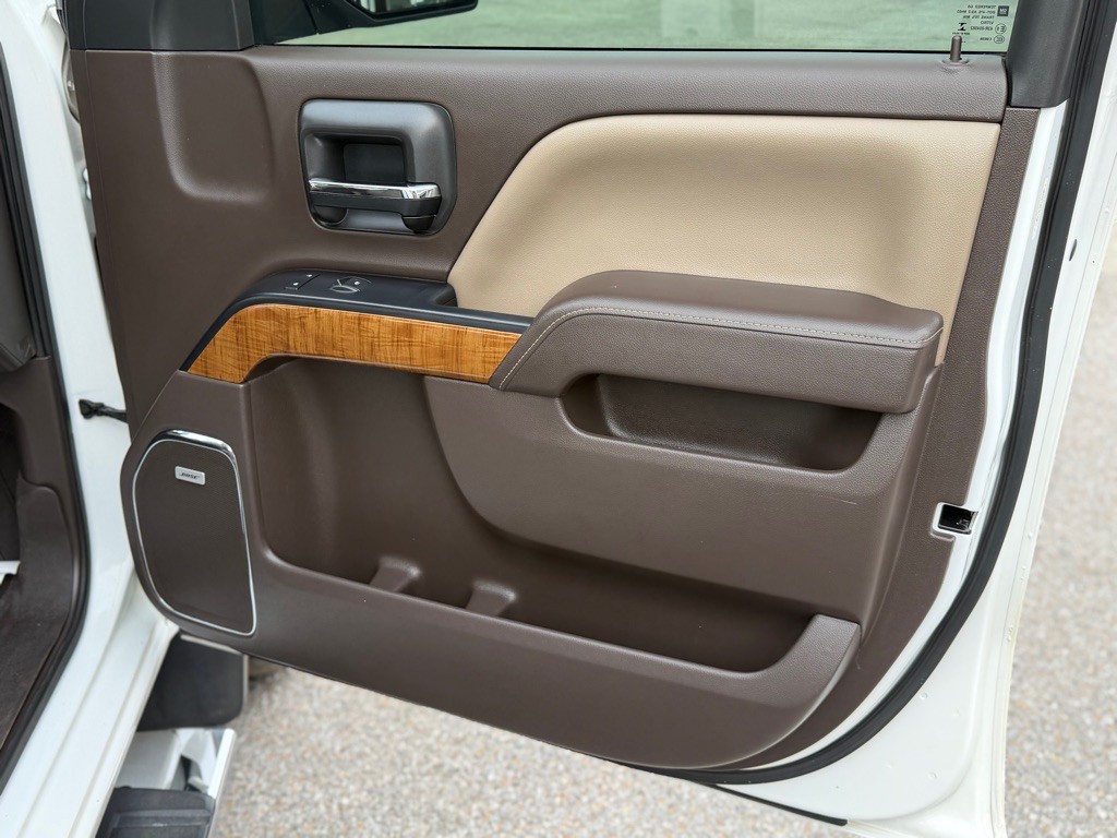 2017 GMC Sierra Image 16