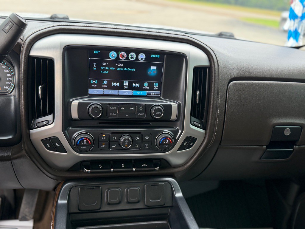 2017 GMC Sierra Image 19