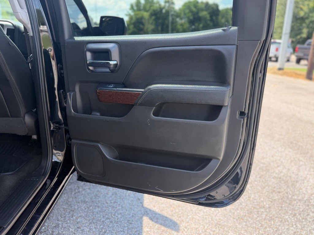 2018 GMC Sierra Image 17