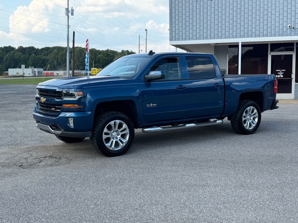 2018 Chevrolet Silverado 1500 Image 1