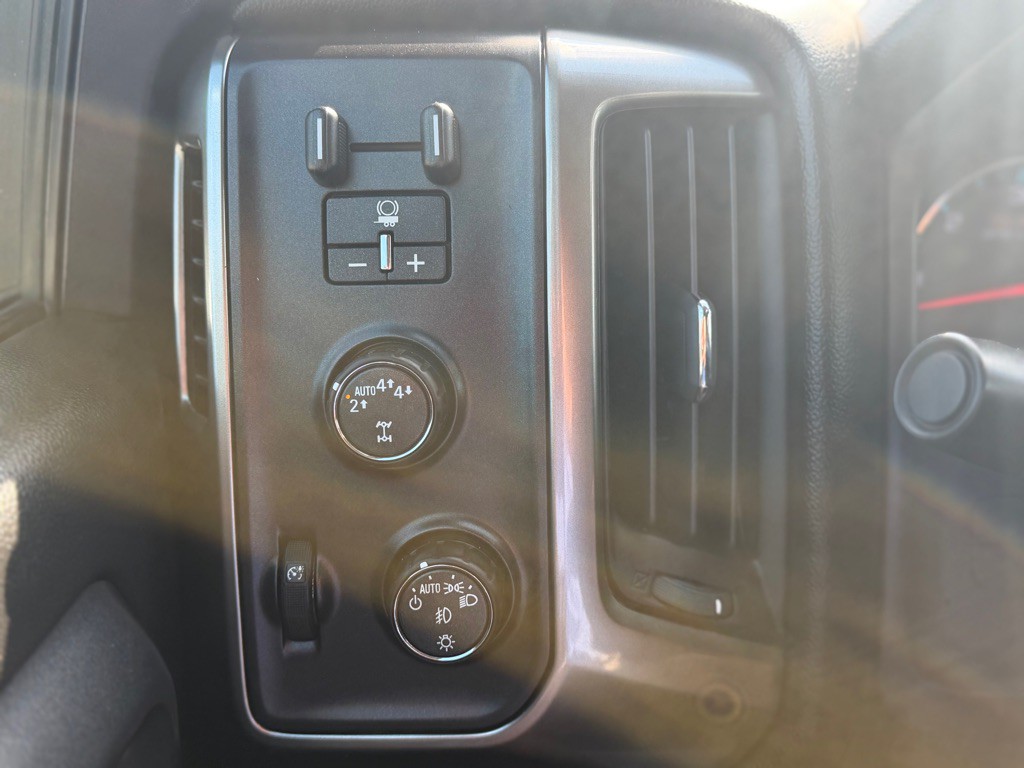 2018 Chevrolet Silverado 1500 Image 22