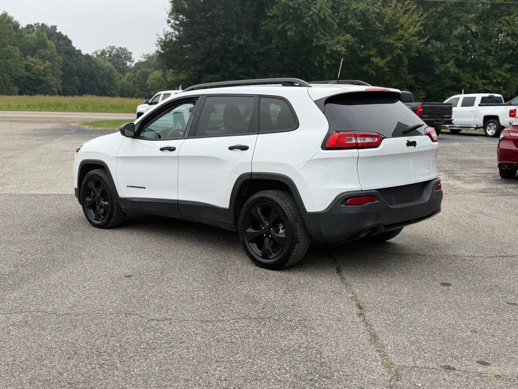2017 Jeep Cherokee Image 3