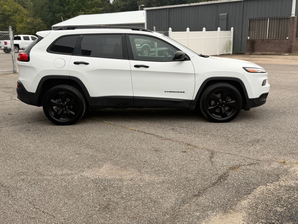 2017 Jeep Cherokee Image 6