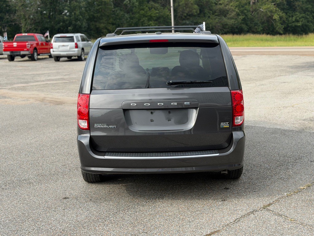 2016 Dodge Grand Caravan Image 4
