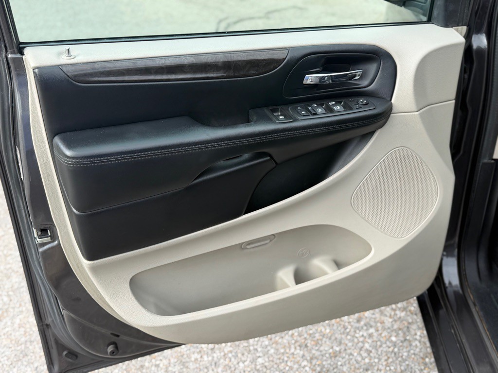 2016 Dodge Grand Caravan Image 10