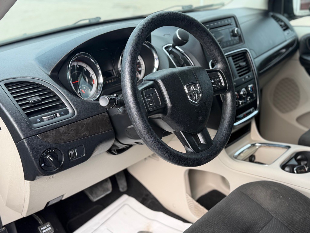 2016 Dodge Grand Caravan Image 12