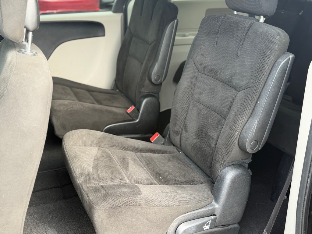 2016 Dodge Grand Caravan Image 13