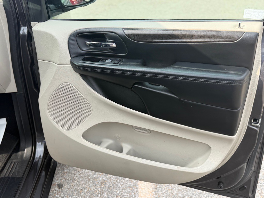 2016 Dodge Grand Caravan Image 19