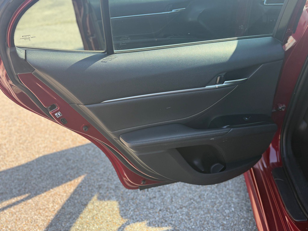 2018 Toyota Camry Image 13