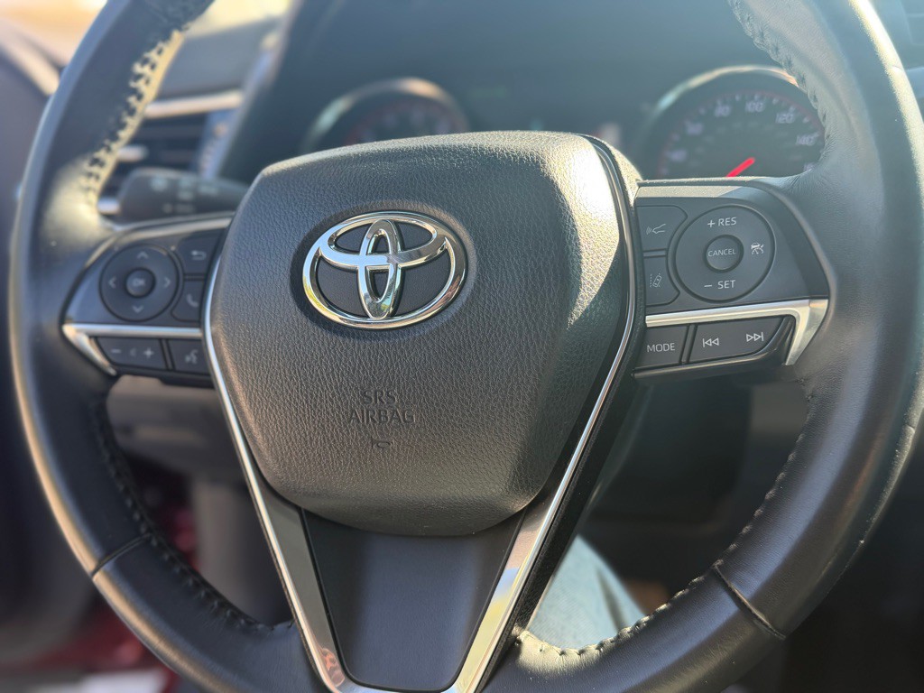2018 Toyota Camry Image 21
