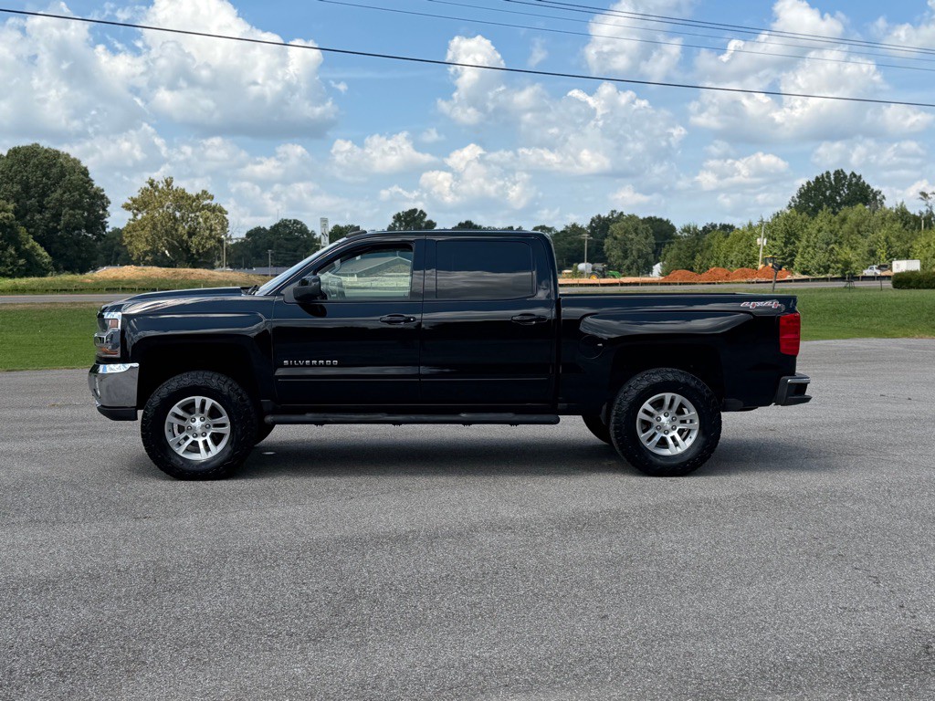 2016 Chevrolet Silverado 1500 Image 2
