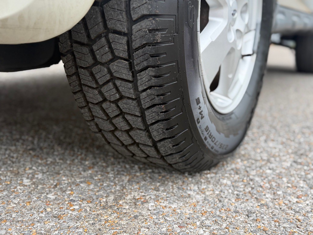 2008 Ford Escape Image 9