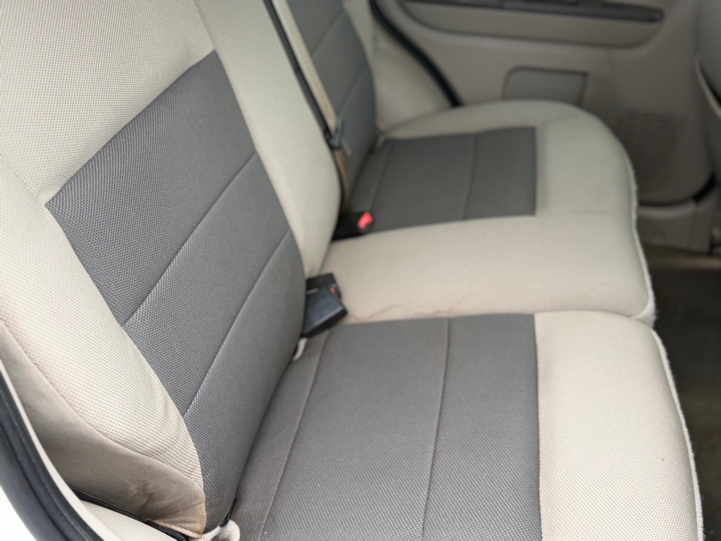 2008 Ford Escape Image 17