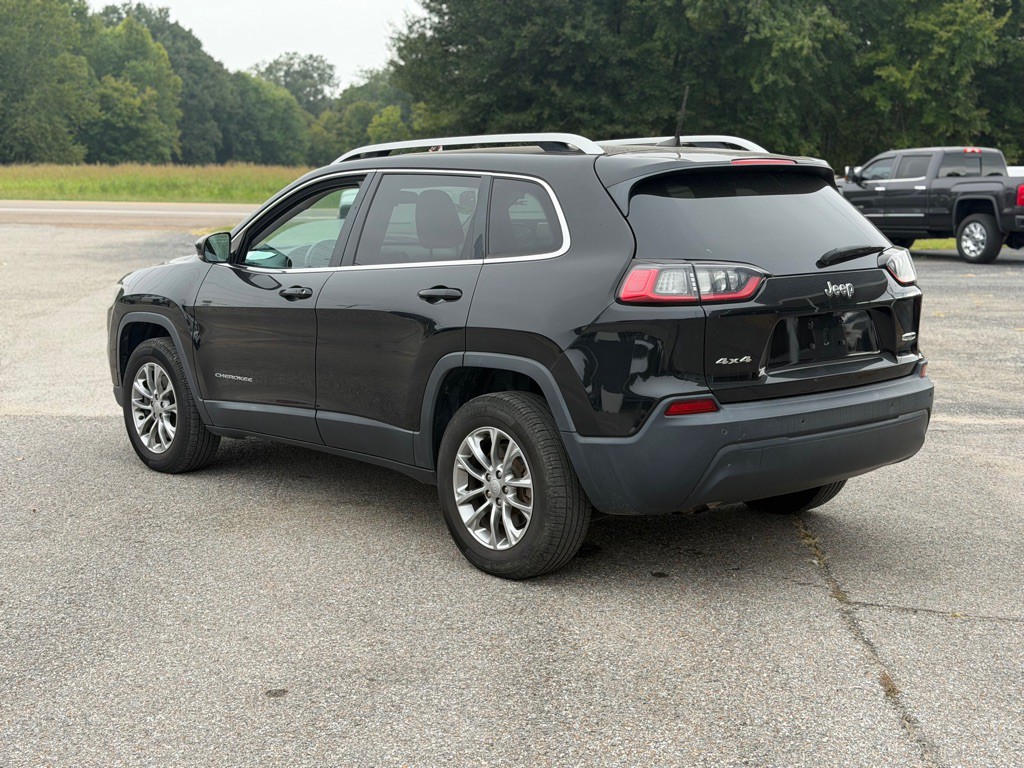 2019 Jeep Cherokee Image 3