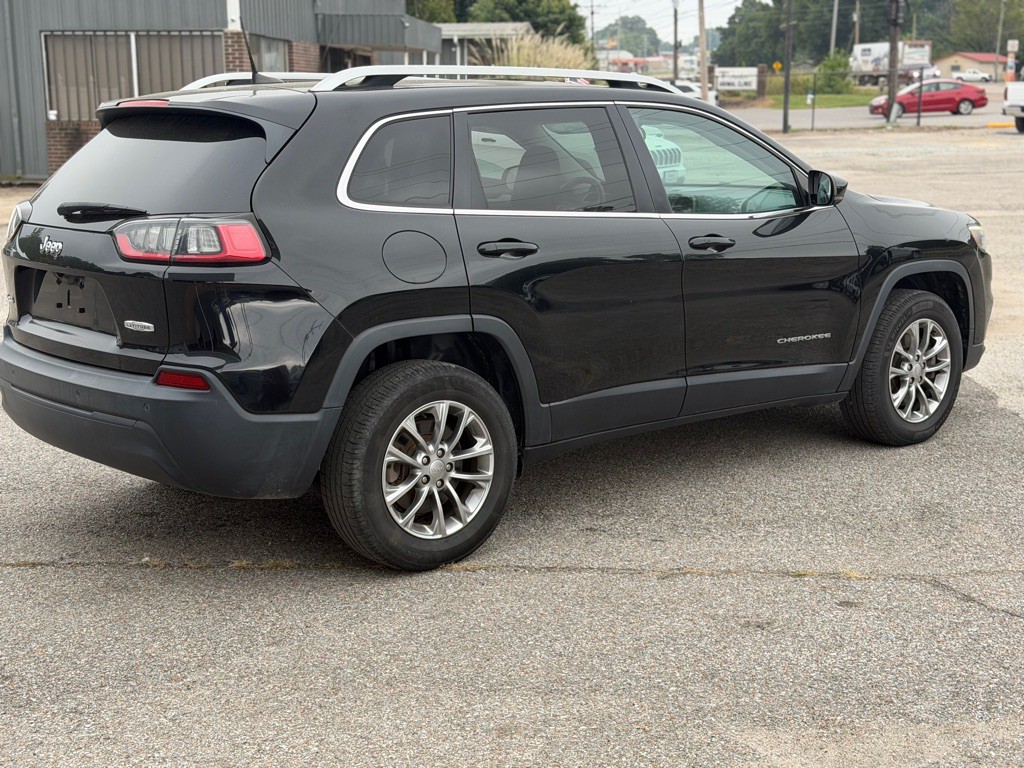 2019 Jeep Cherokee Image 5