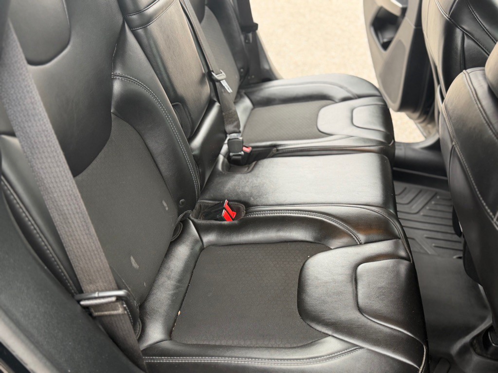2019 Jeep Cherokee Image 15