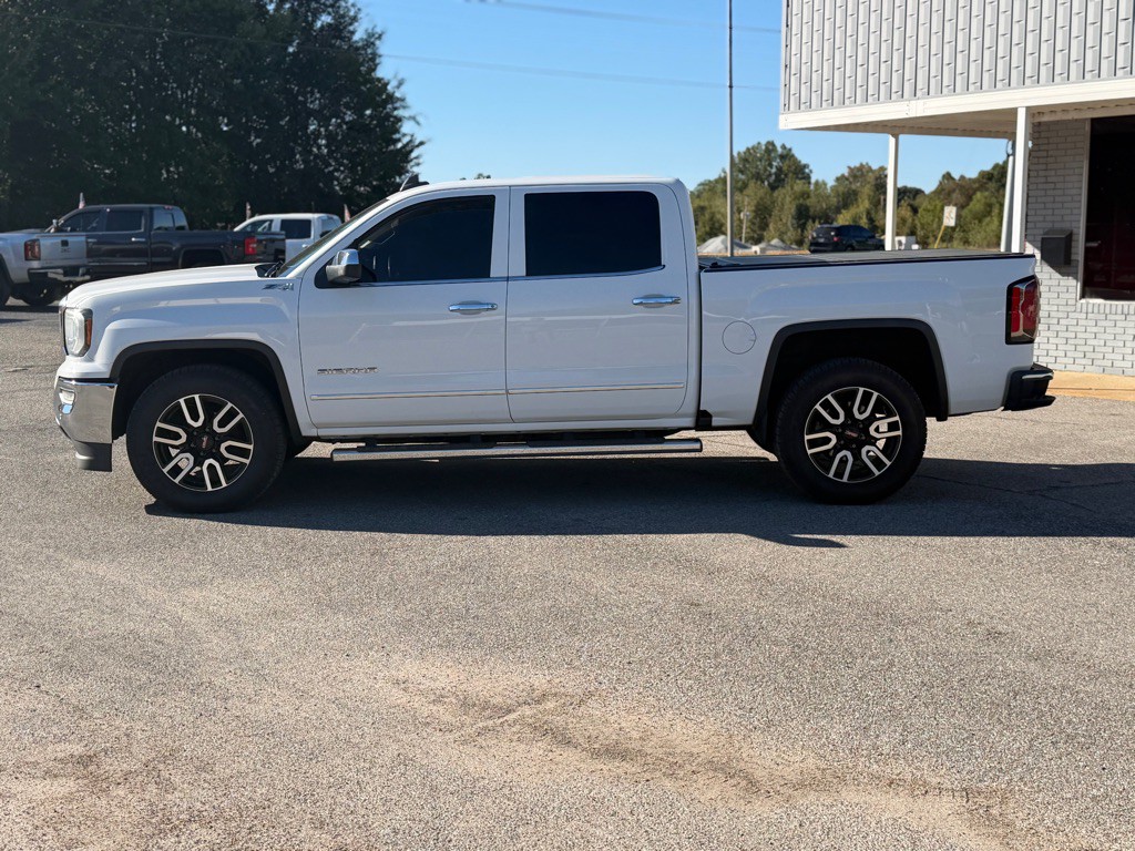2016 GMC Sierra Image 2