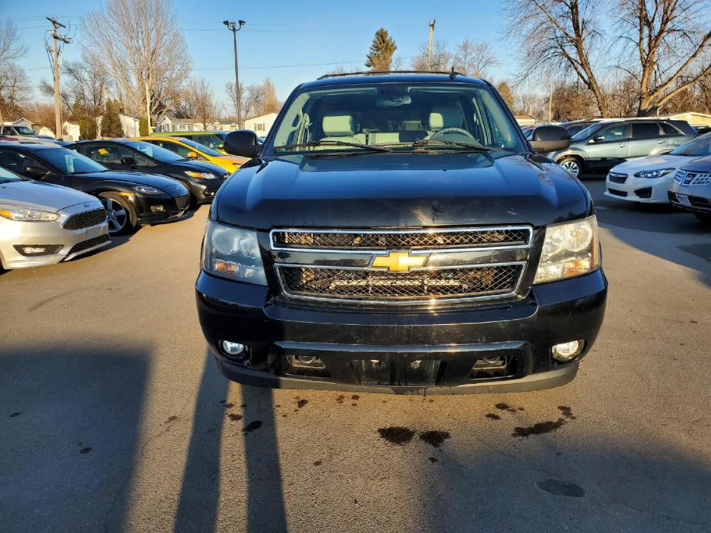 2007 Chevrolet Suburban Image 3