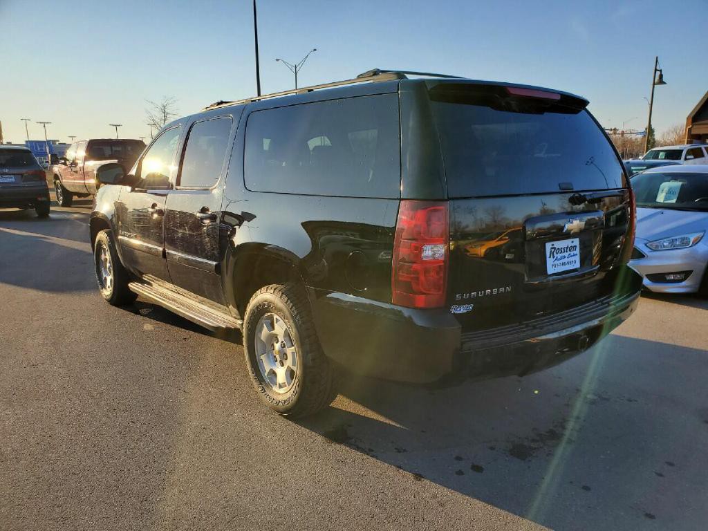2007 Chevrolet Suburban Image 8