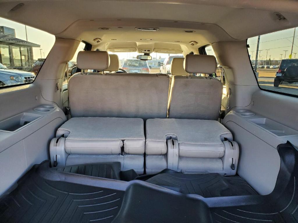 2007 Chevrolet Suburban Image 9