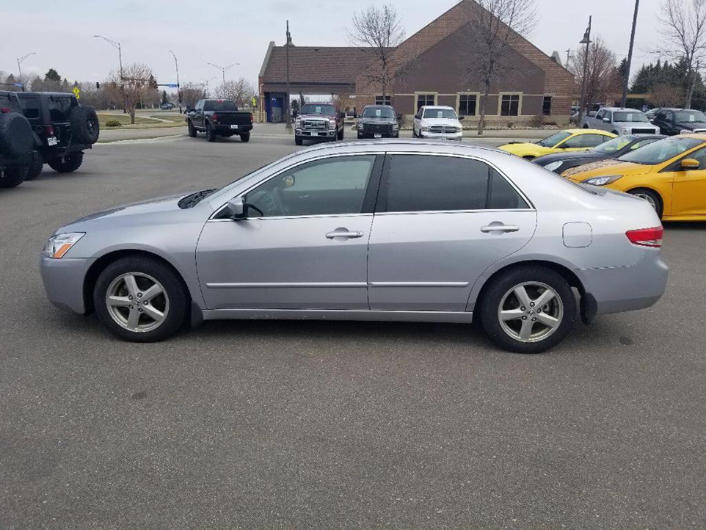 2004 Honda Accord Image 1