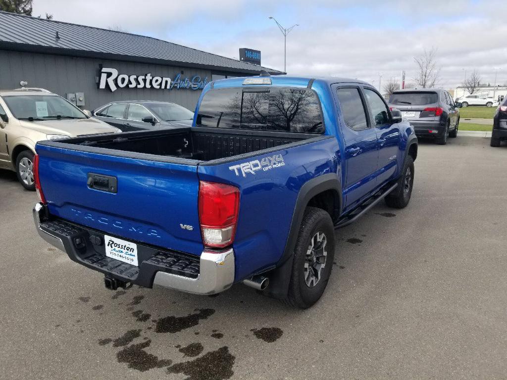 2017 Toyota Tacoma Image 6