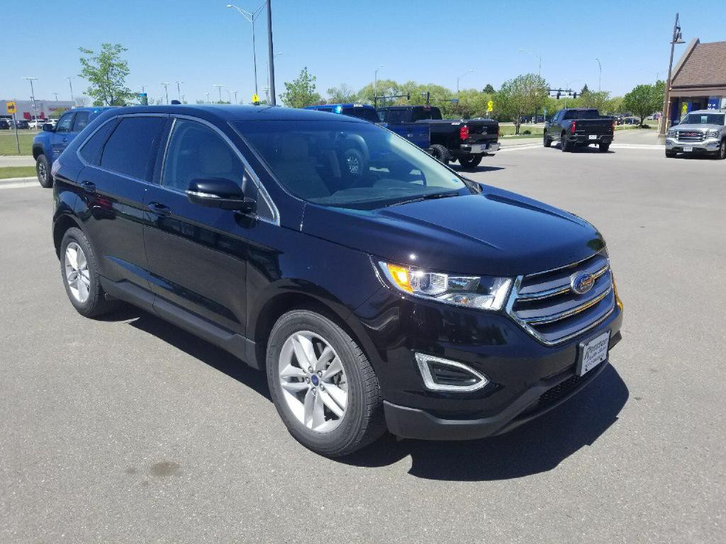2017 Ford Edge Image 4