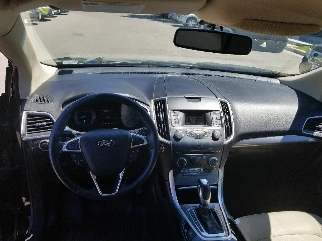 2017 Ford Edge Image 12