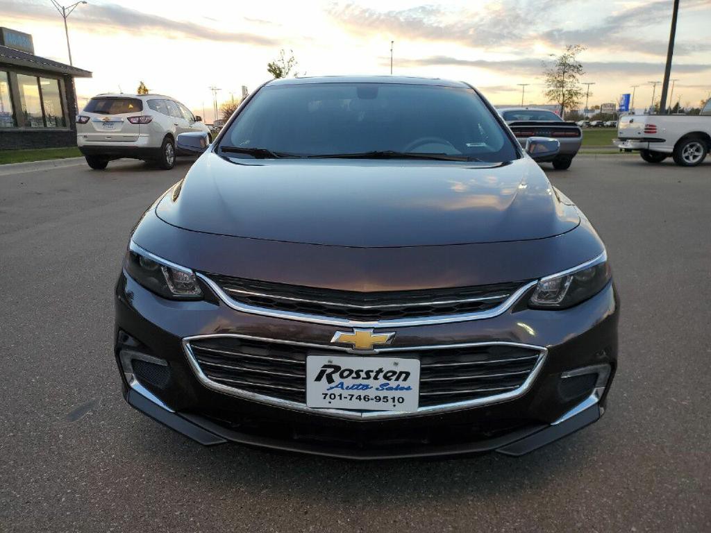 2016 Chevrolet Malibu Image 3